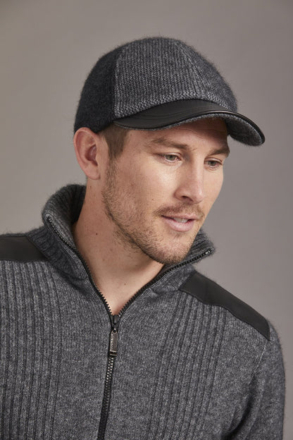CONTRAST LEATHER PEAK HAT