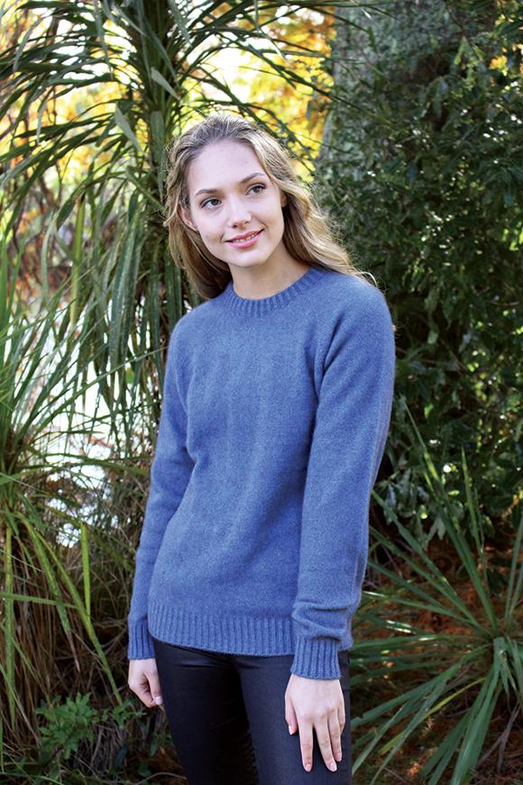 PLAIN CREW NECK JUMPER - Woolshed Gallery