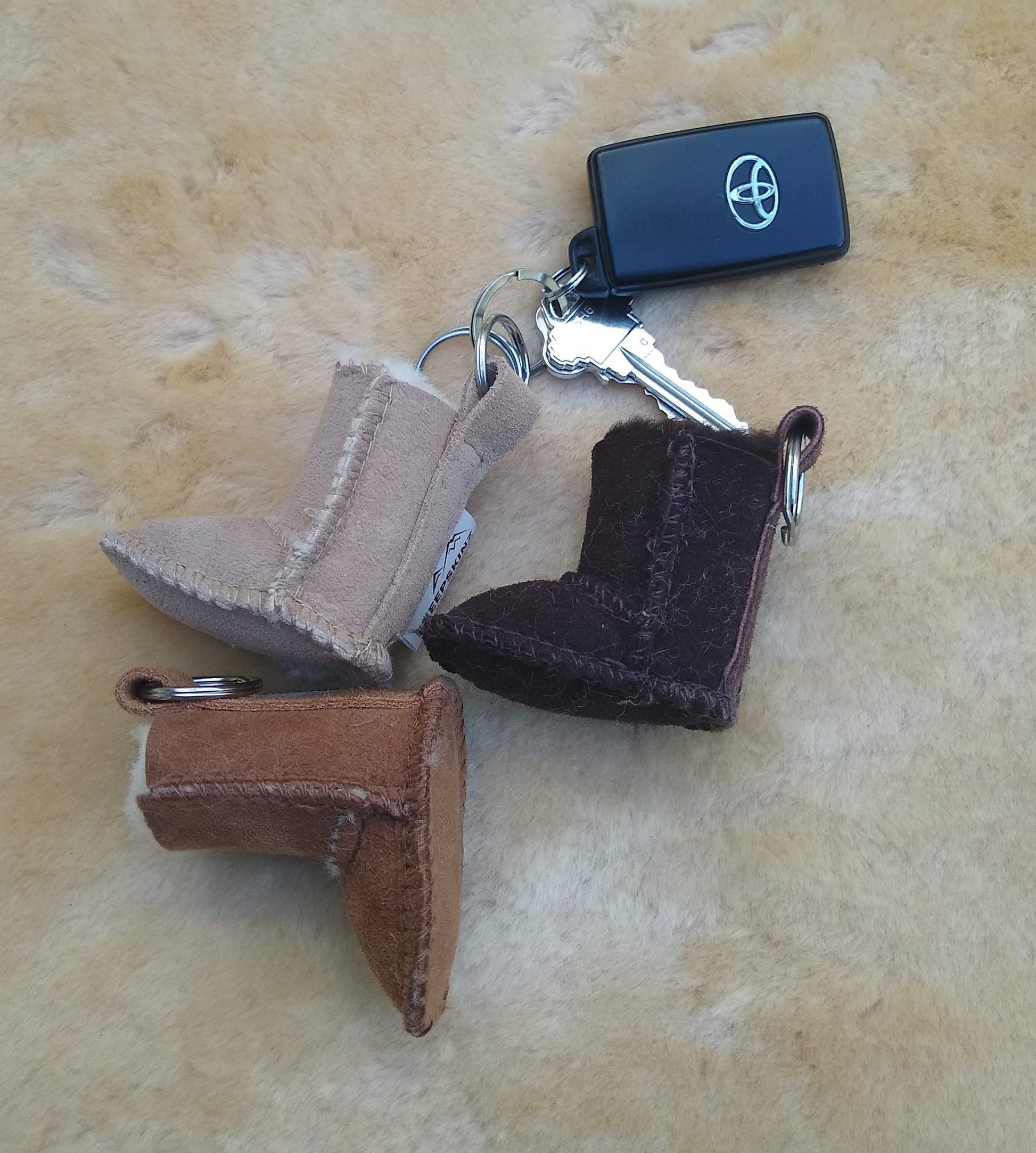 MICRO UGG KEY RING - Woolshed Gallery