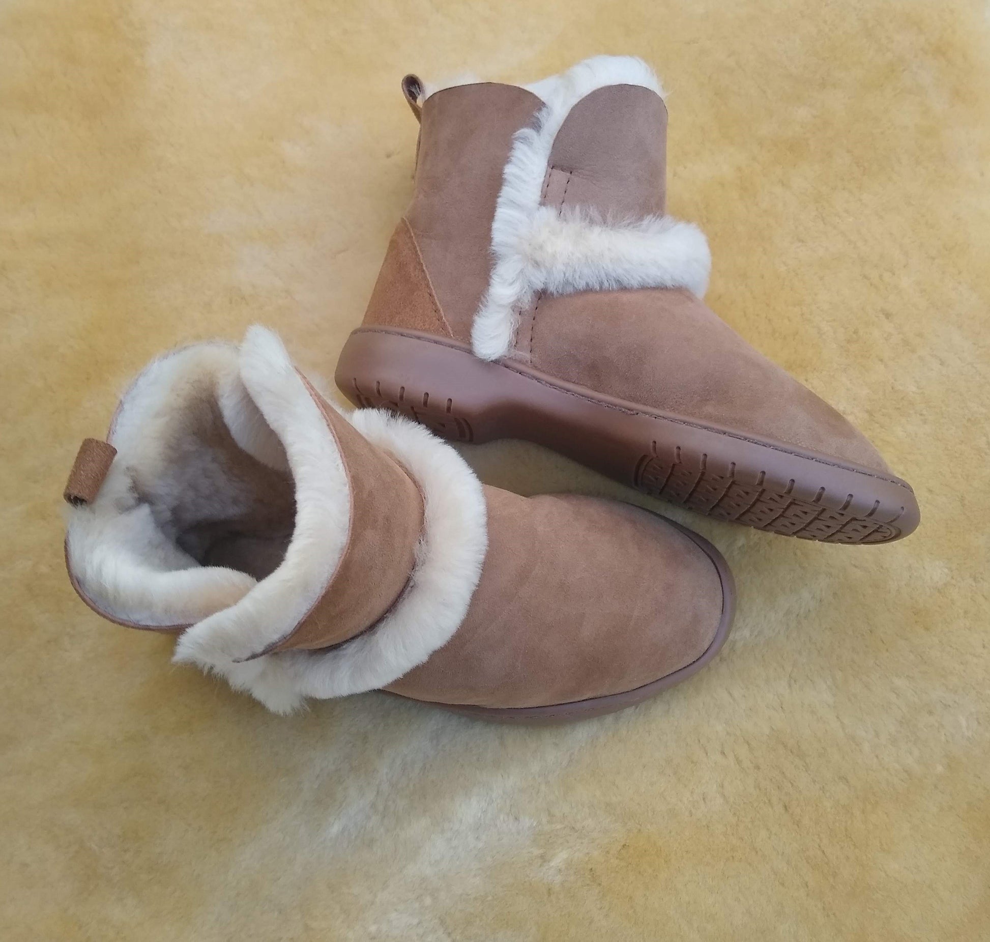 MINI SPILLED WOOL BOOT - Woolshed Gallery
